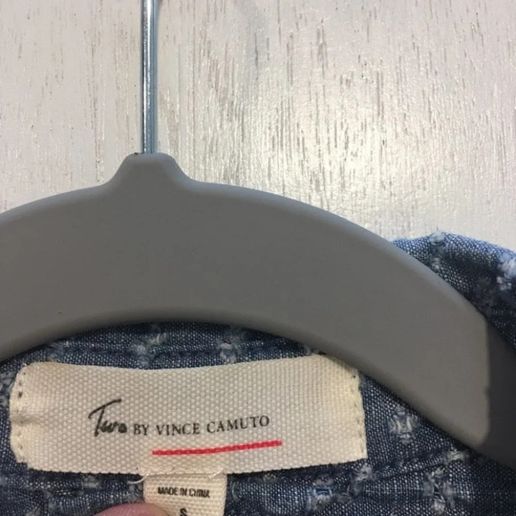 Two Vince Camuto Button Down Chambray Shirt Blouse - Picture 4 of 7